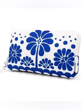 FARM Rio beauty travel pouch
